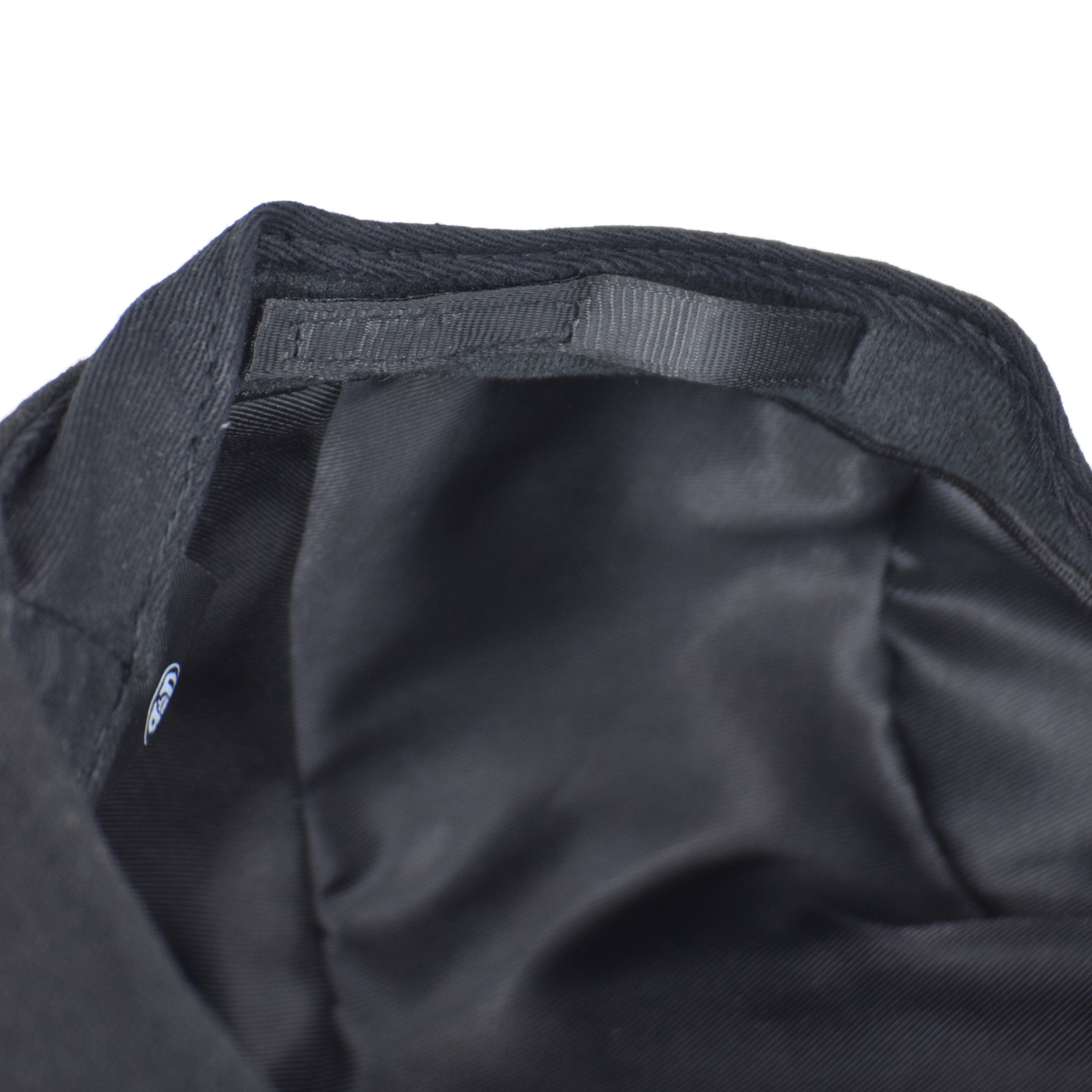#cor_preto